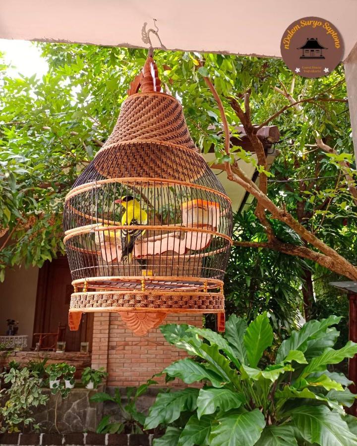Ndalem Suryo Saptono Guest House Tugu Buitenkant foto