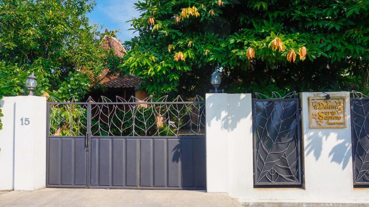 Ndalem Suryo Saptono Guest House Tugu Buitenkant foto